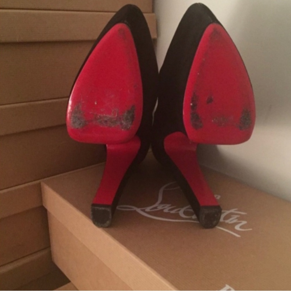 Christian Louboutin Daffy Platform Sz 7/37